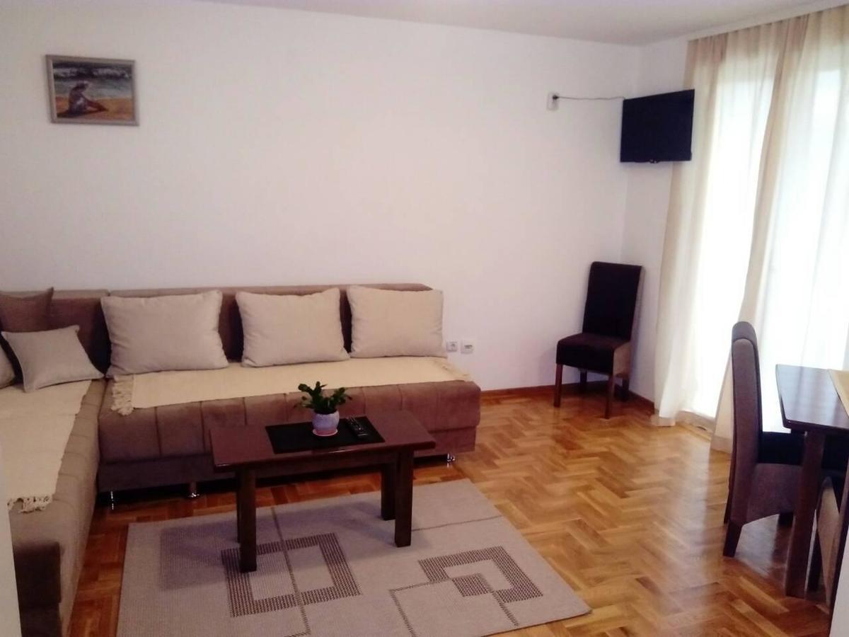 Apartment Laca Vrnjačka Banja Extérieur photo