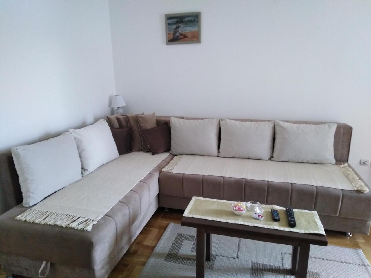 Apartment Laca Vrnjačka Banja Extérieur photo